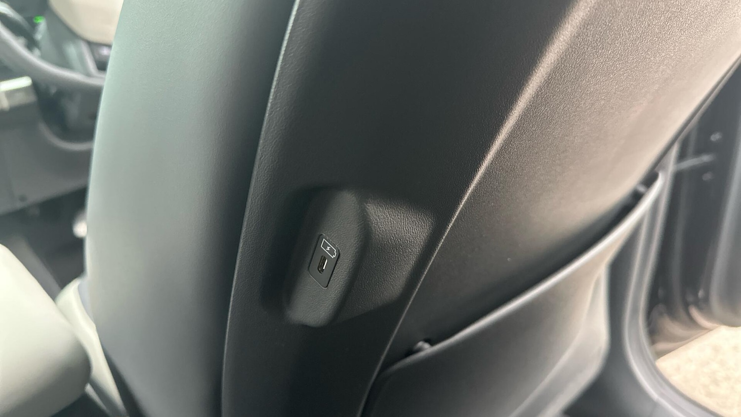 Used Kia EV3 2024 for sale - 77673082: Photo 37