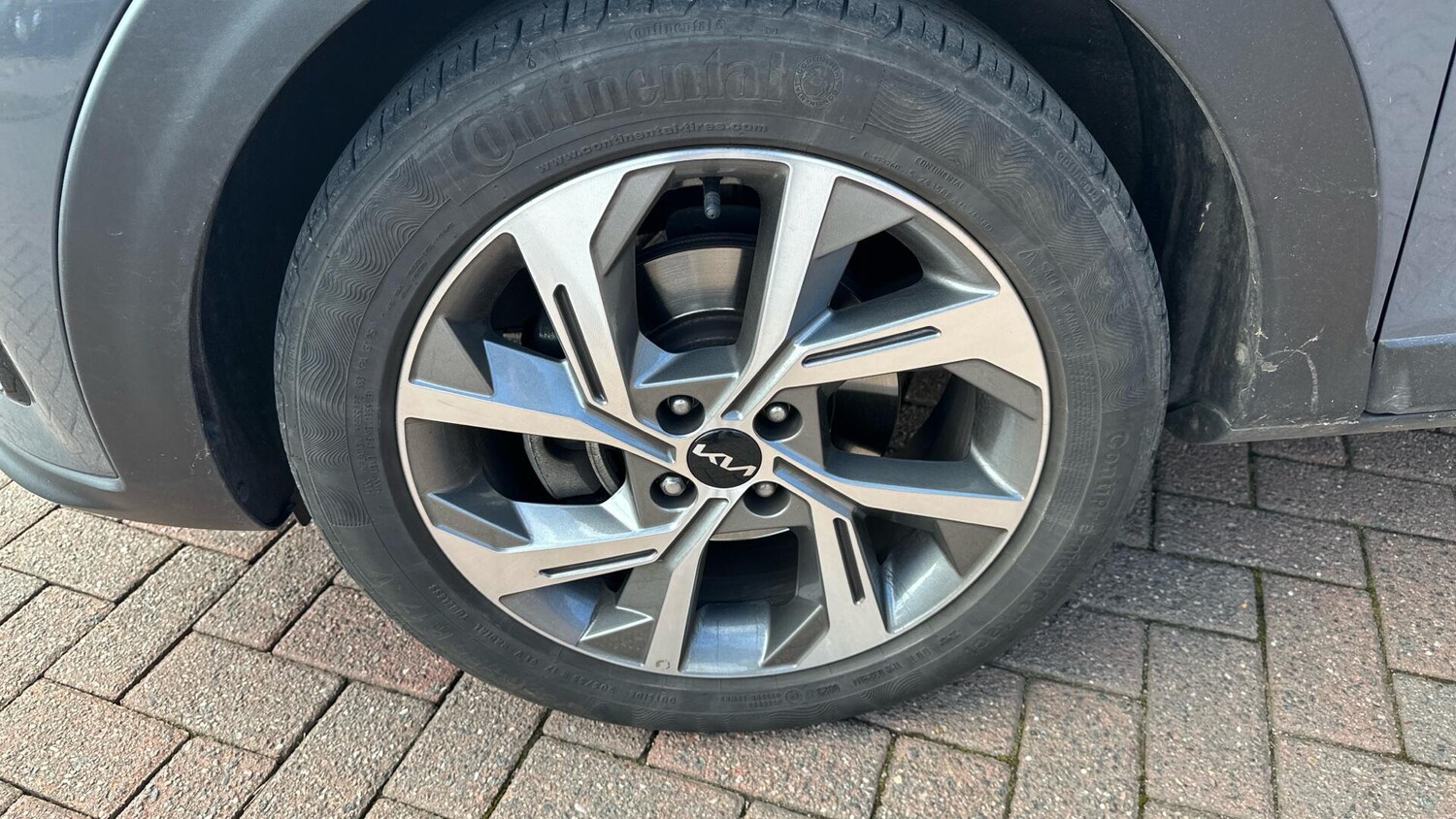 Used Kia Stonic 2023 for sale - 77671010: Photo 13