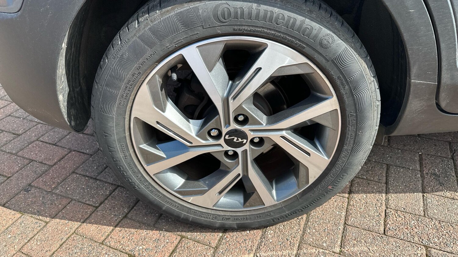 Used Kia Stonic 2023 for sale - 77671010: Photo 14