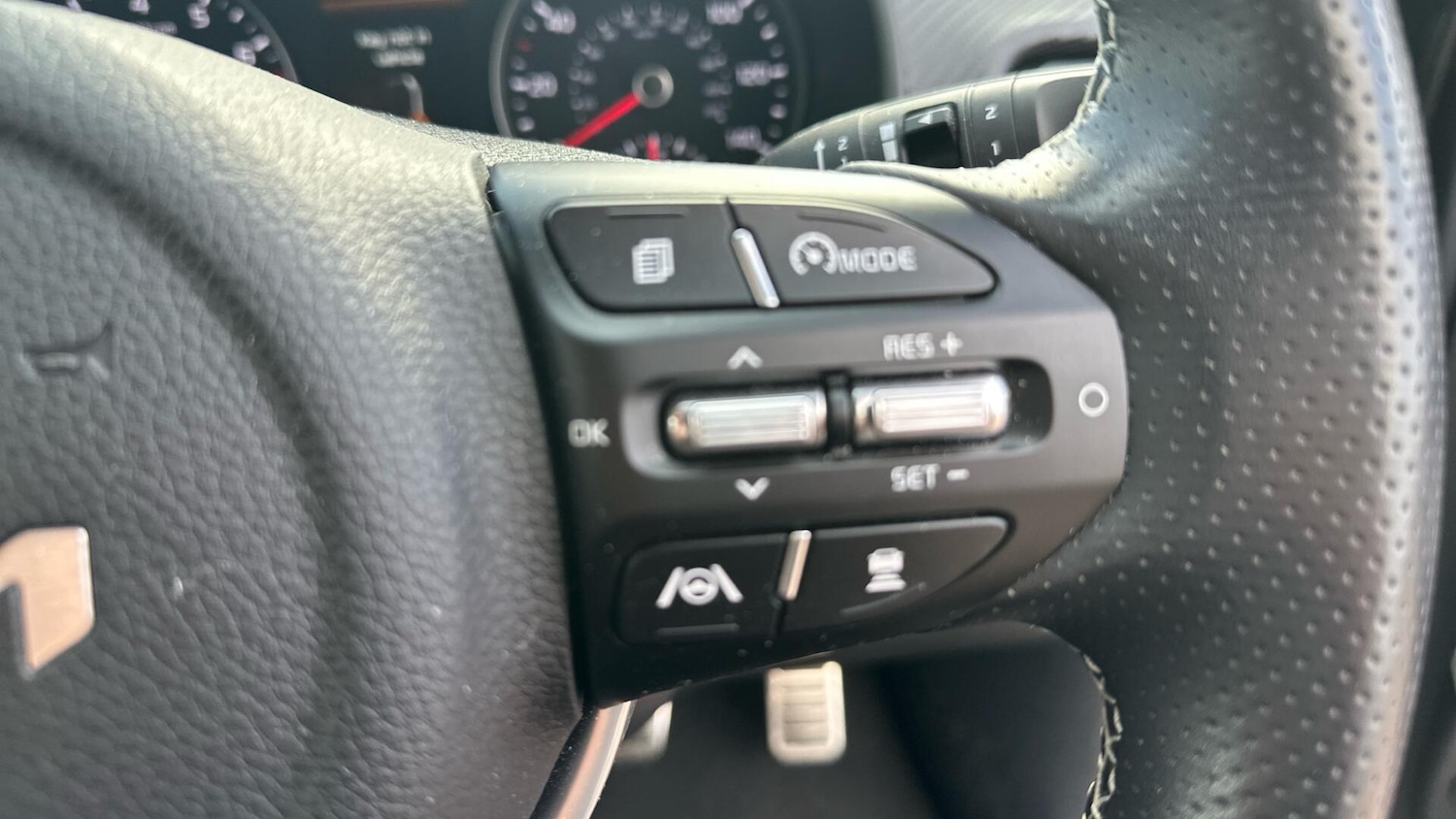 Used Kia Stonic 2023 for sale - 77671010: Photo 31