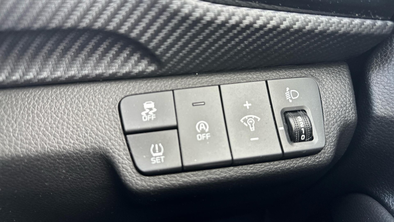 Used Kia Stonic 2023 for sale - 77671010: Photo 40