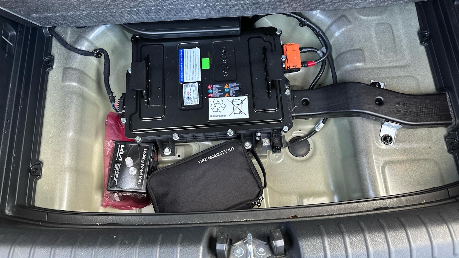 Used Kia Stonic 2023 for sale - 77671010: Photo 9