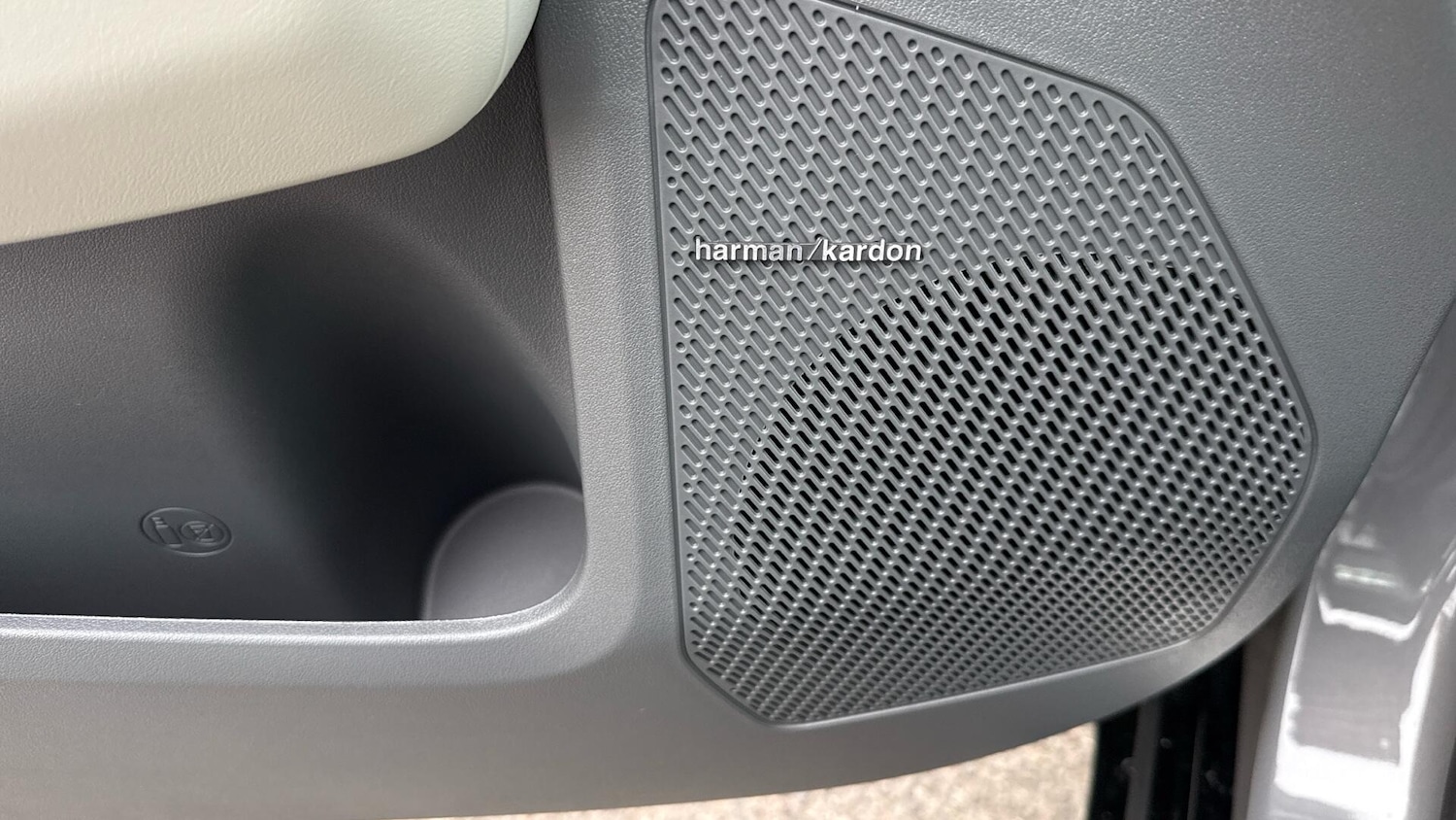 Used Kia EV3 2025 for sale - 76307710: Photo 25