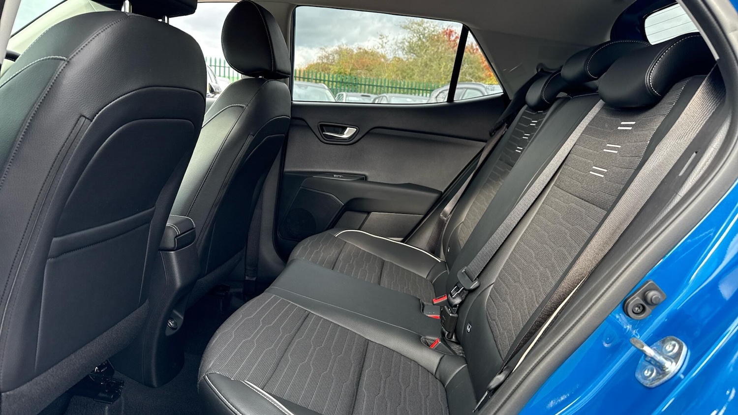 Used Kia Stonic 2025 for sale - 77637909: Photo 9