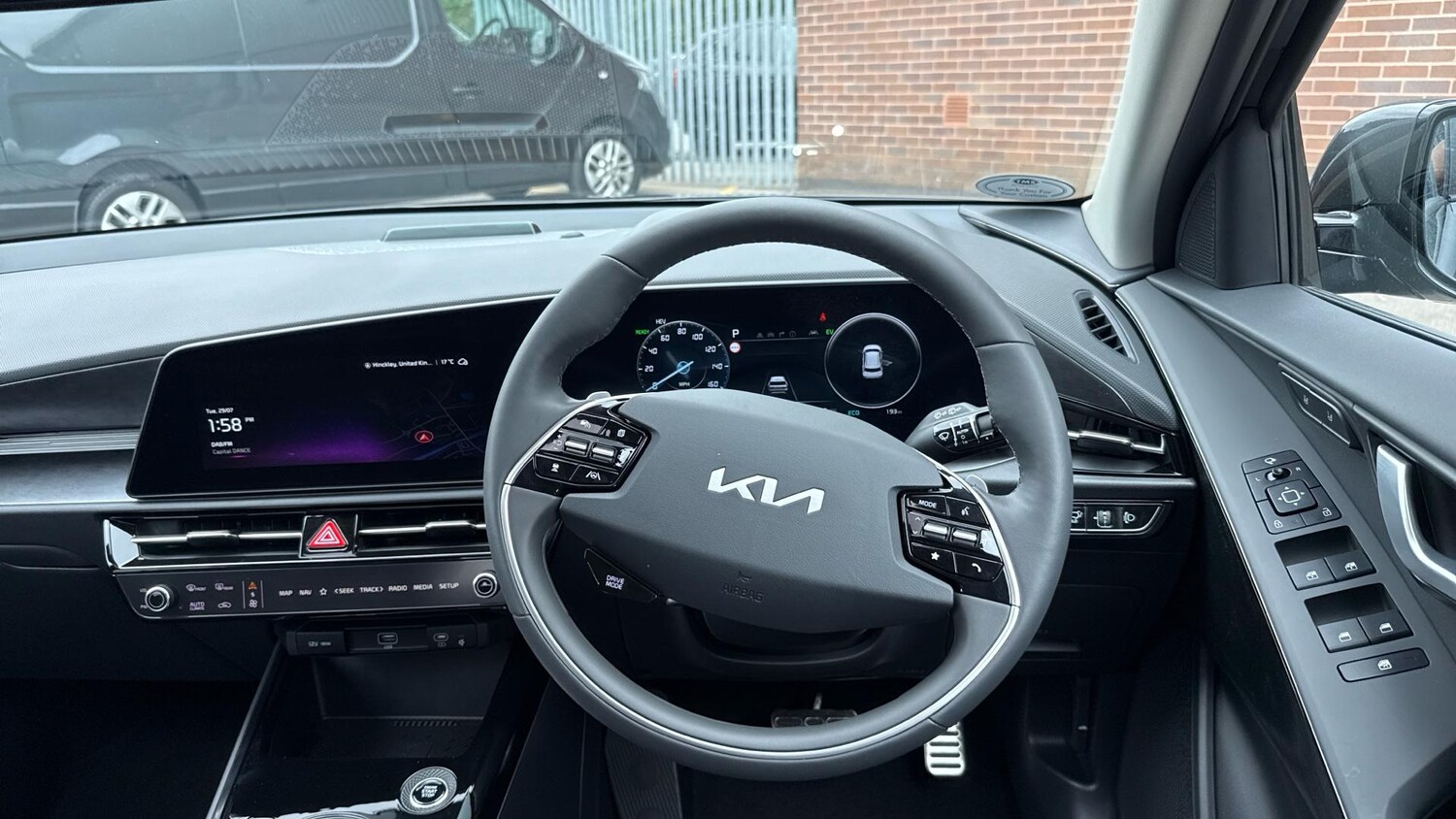 Used Kia Niro 2025 for sale - 77673125: Photo 39