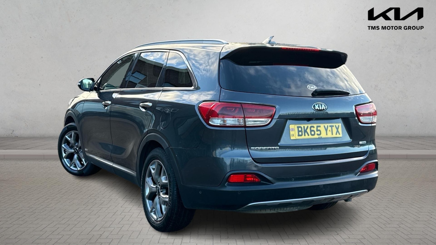 Used Kia Sorento 2015 for sale - 77039895: Photo 2