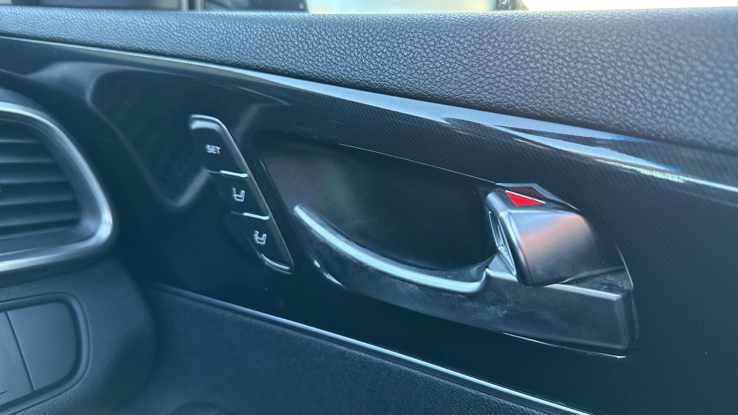 Used Kia Sorento 2015 for sale - 77039895: Photo 43