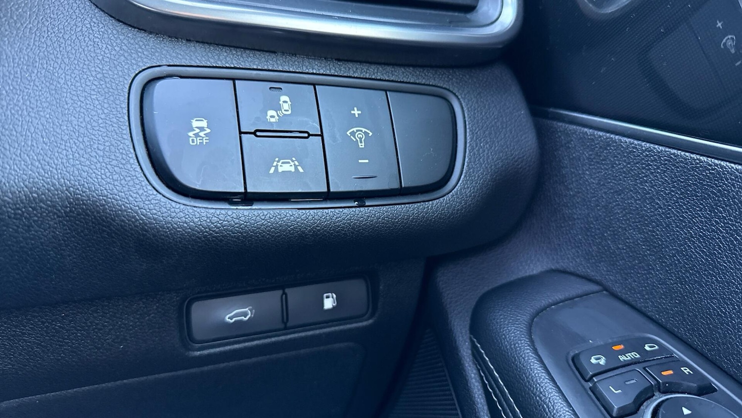 Used Kia Sorento 2015 for sale - 77039895: Photo 44