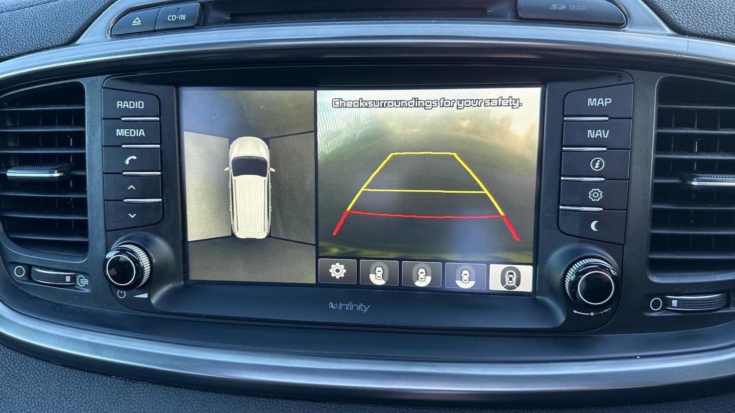 Used Kia Sorento 2015 for sale - 77039895: Photo 49