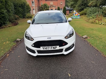 Used Ford Focus 2017 for sale - 79590703: Photo
