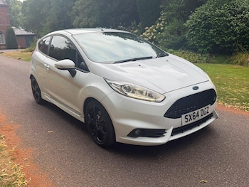 Used Ford Fiesta 2015 for sale - 79316916: Photo