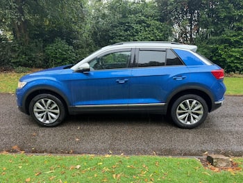Used Volkswagen T-Roc 2020 for sale - 79669796: Photo