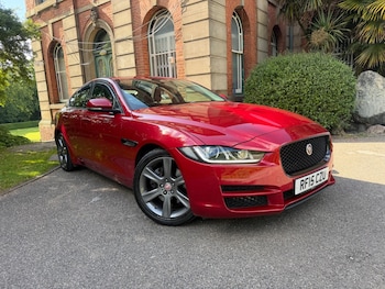 Used Jaguar XE 2015 for sale - 79019415: Photo