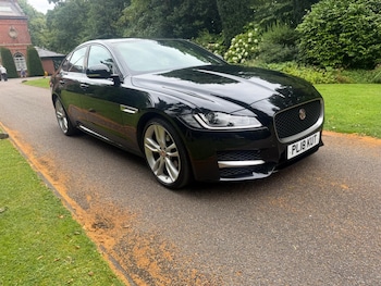 Used Jaguar XF 2018 for sale - 79092608: Photo