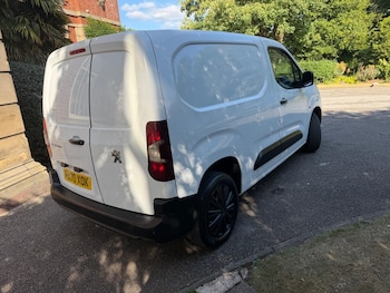 Used Peugeot Partner 2020 for sale - 79401609: Photo