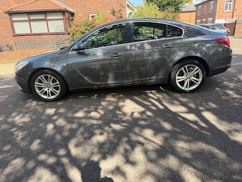 Used Vauxhall Insignia 2010 for sale - 79413008: Photo