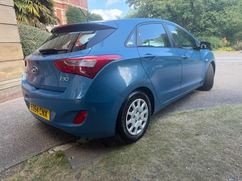 Used Hyundai i30 2014 for sale - 79388585: Photo