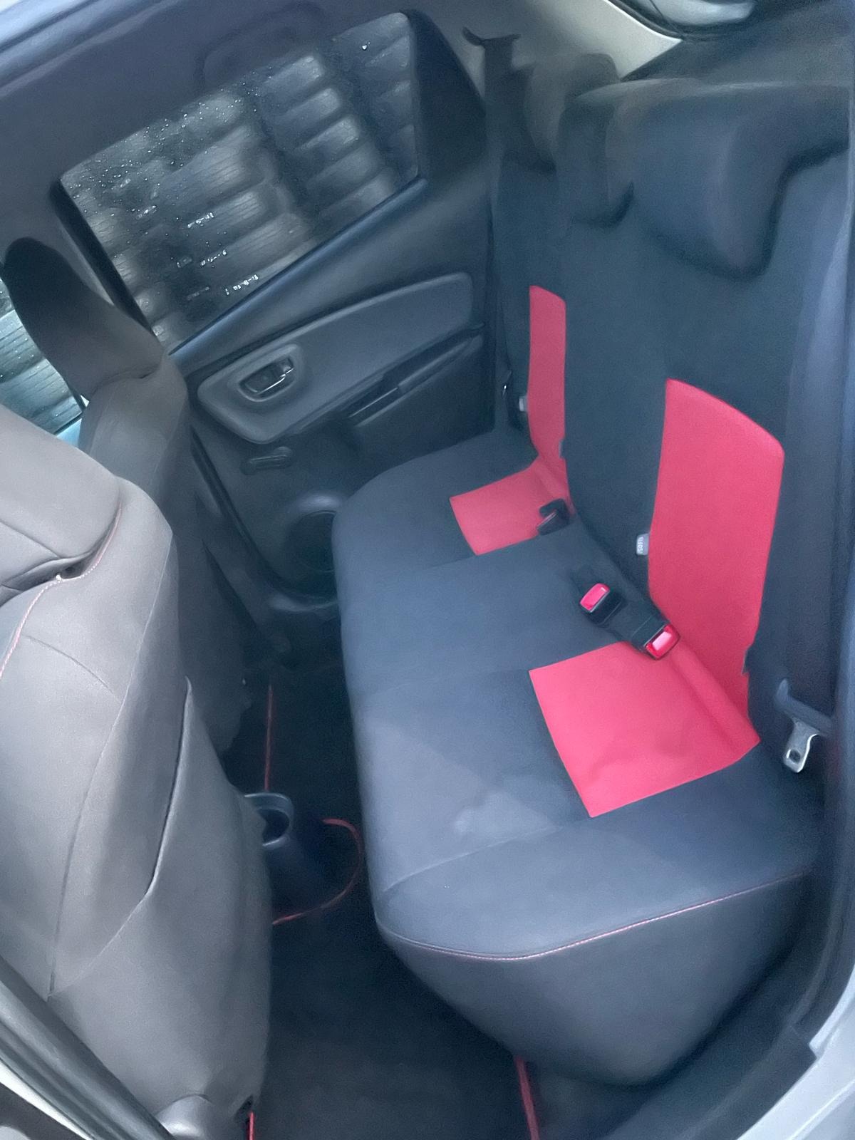 Used Toyota Yaris 2014 for sale - 76571956: Photo 19