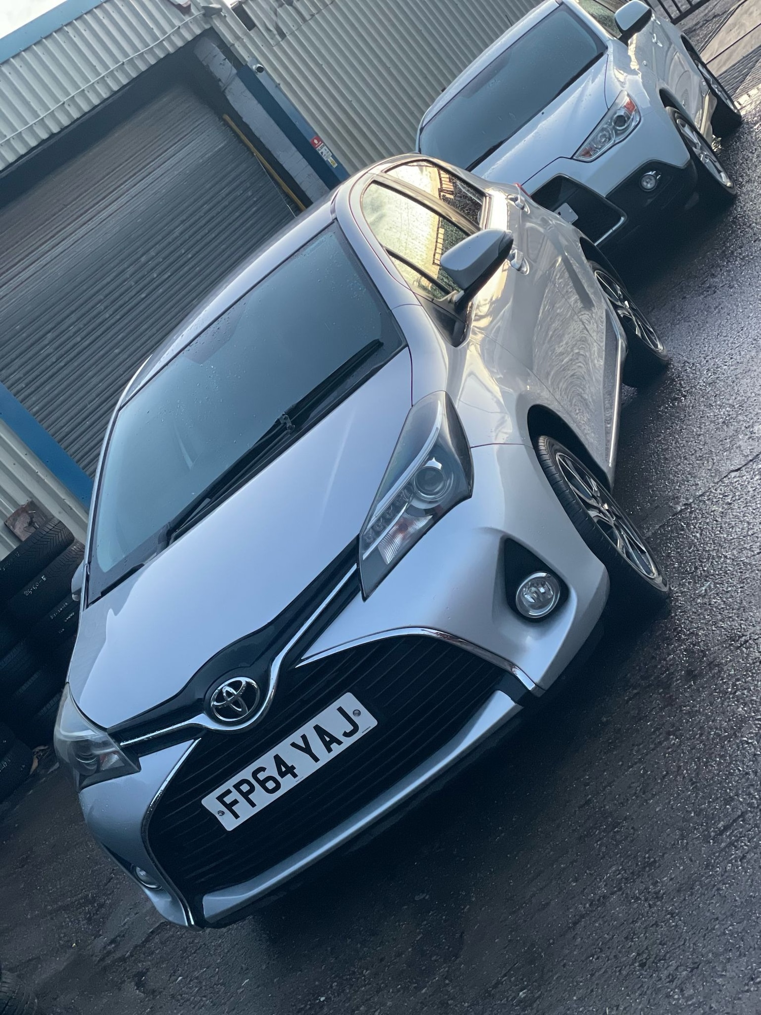 Used Toyota Yaris 2014 for sale - 76571956: Photo 2