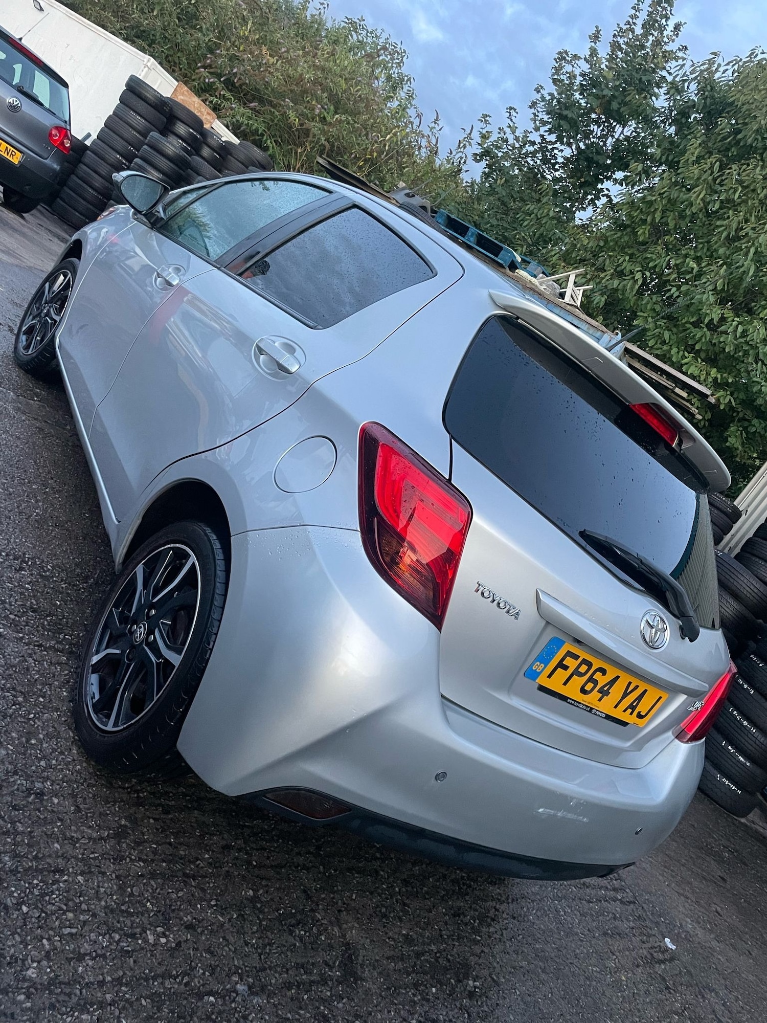 Used Toyota Yaris 2014 for sale - 76571956: Photo 9