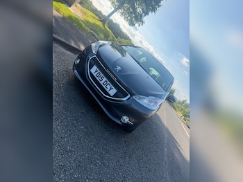 Used Peugeot 208 2015 for sale - 78414688: Photo