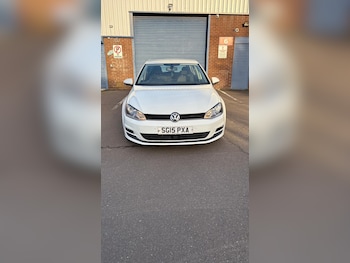 Used Volkswagen Golf 2015 for sale - 76571424: Photo