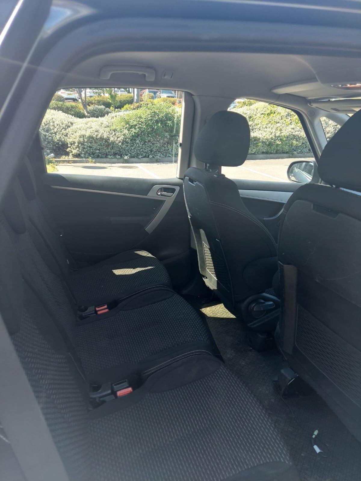 Used Citroen C4 Picasso 2011 for sale - 76637858: Photo 12