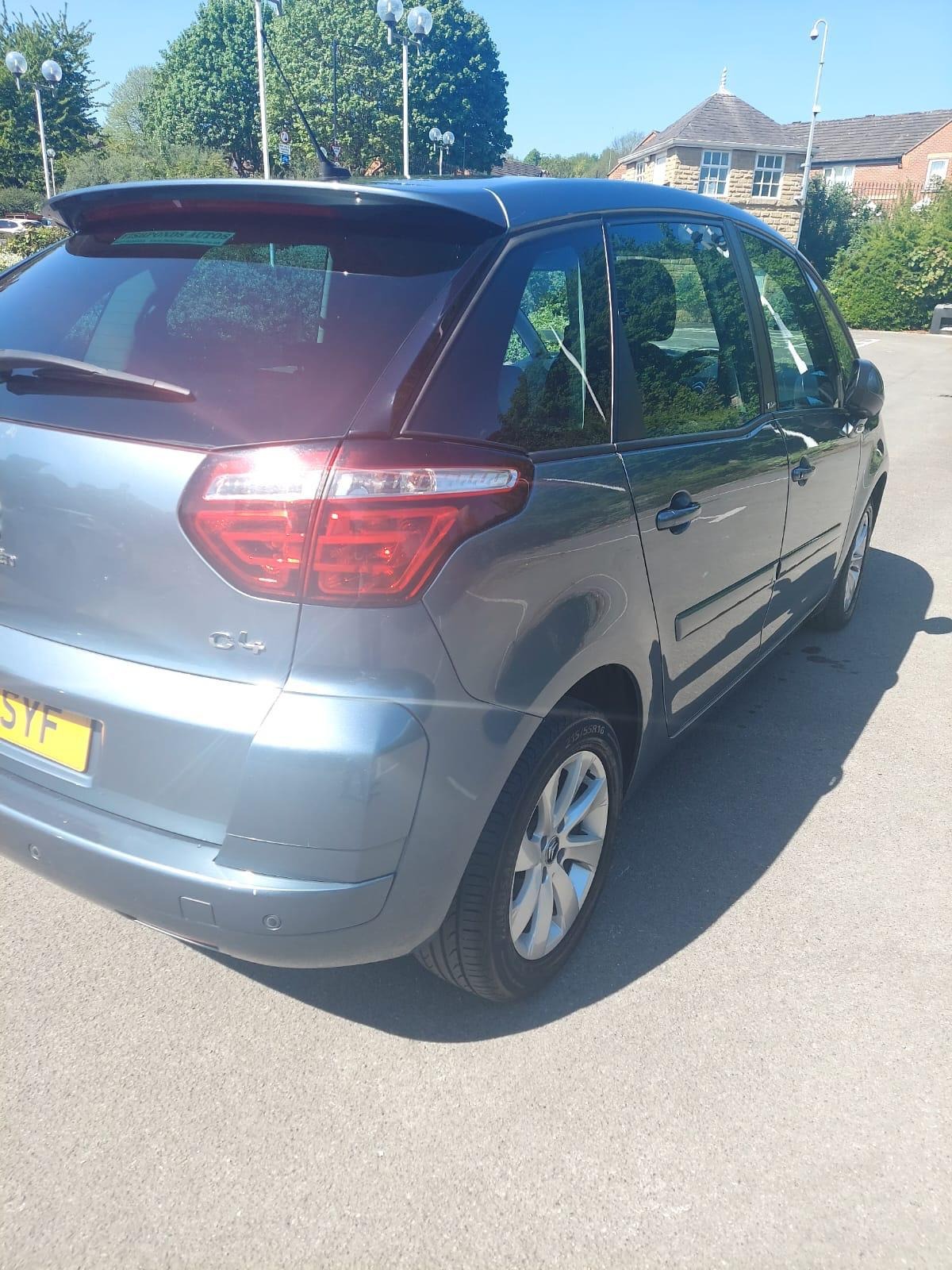 Used Citroen C4 Picasso 2011 for sale - 76637858: Photo 6