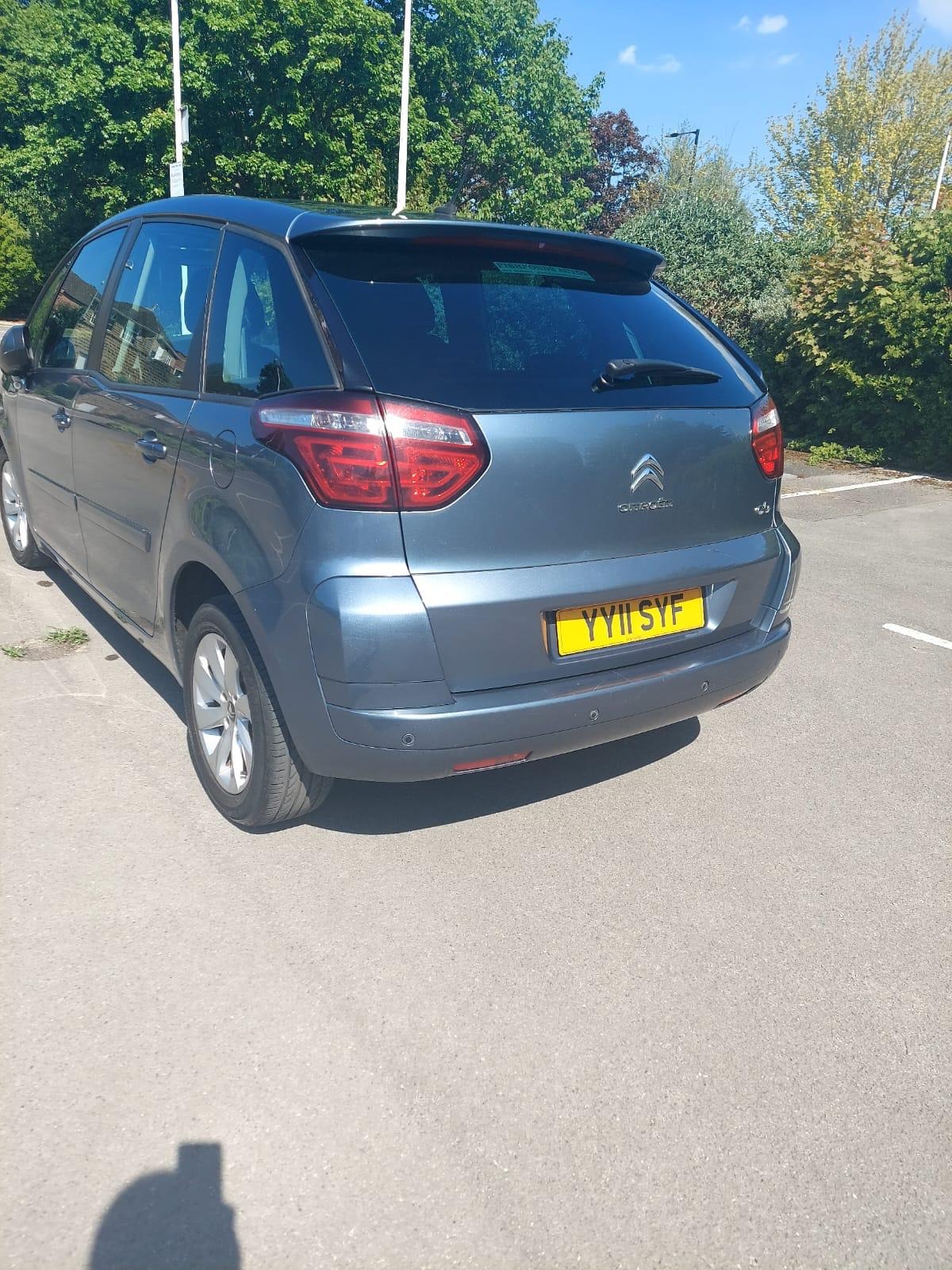 Used Citroen C4 Picasso 2011 for sale - 76637858: Photo 7