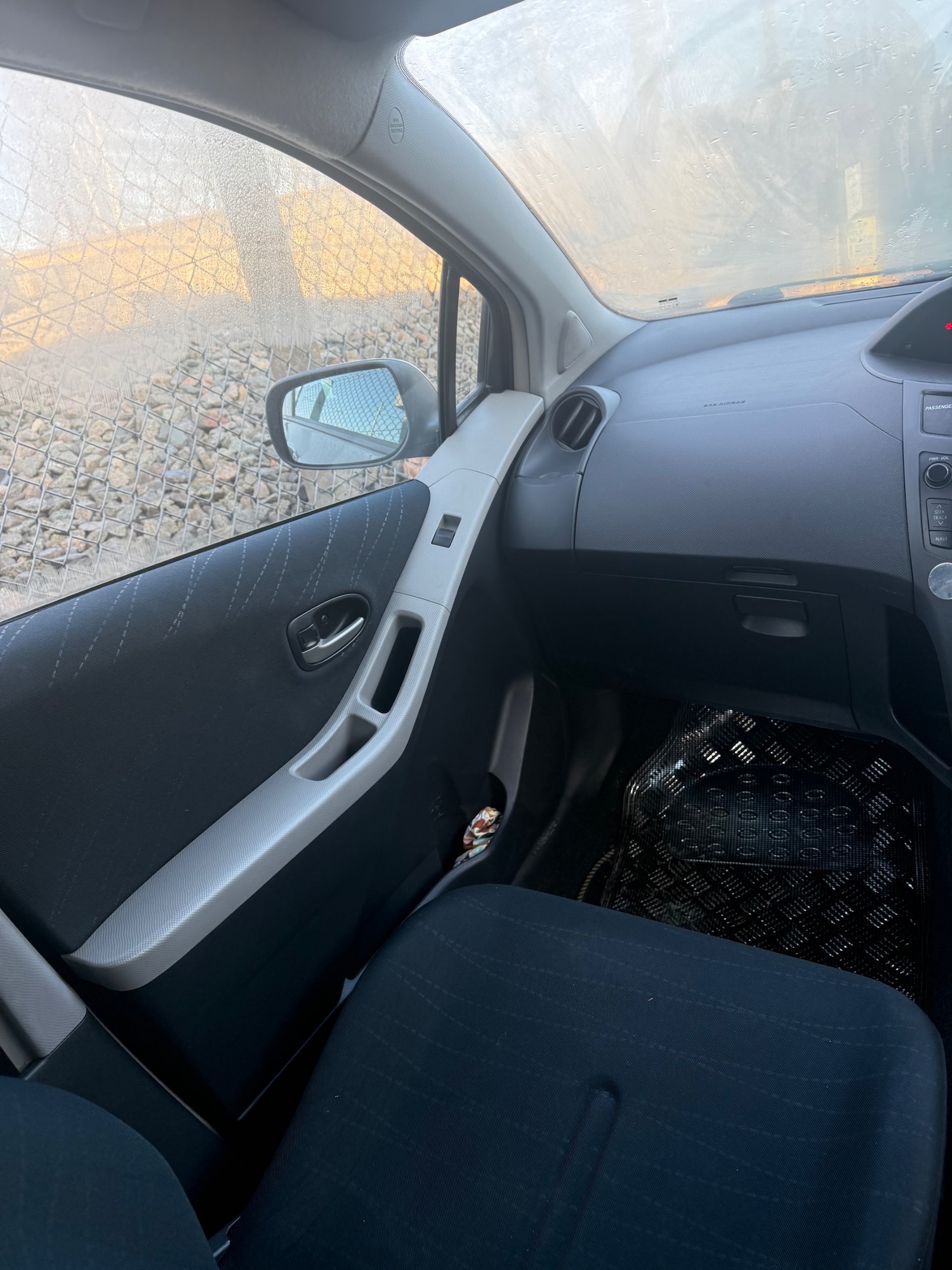 Used Toyota Yaris 2008 for sale - 76791652: Photo 8