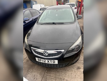 Used Vauxhall Astra 2012 for sale - 79584066: Photo
