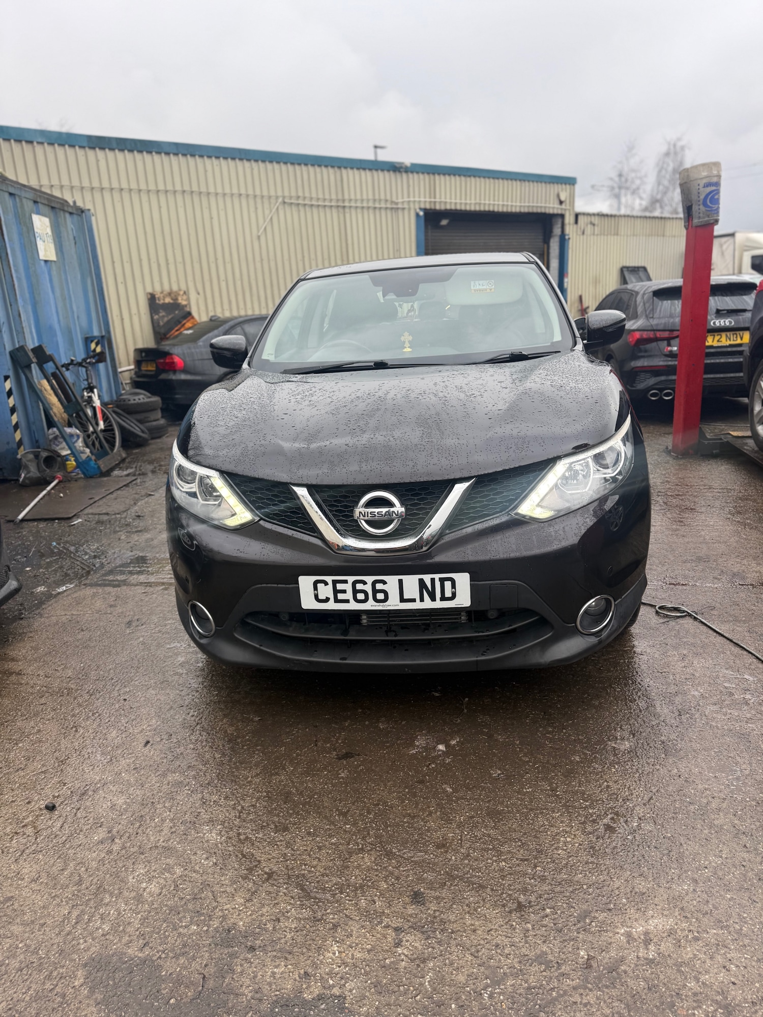 Used Nissan Qashqai 2016 for sale - 77718787: Photo 2