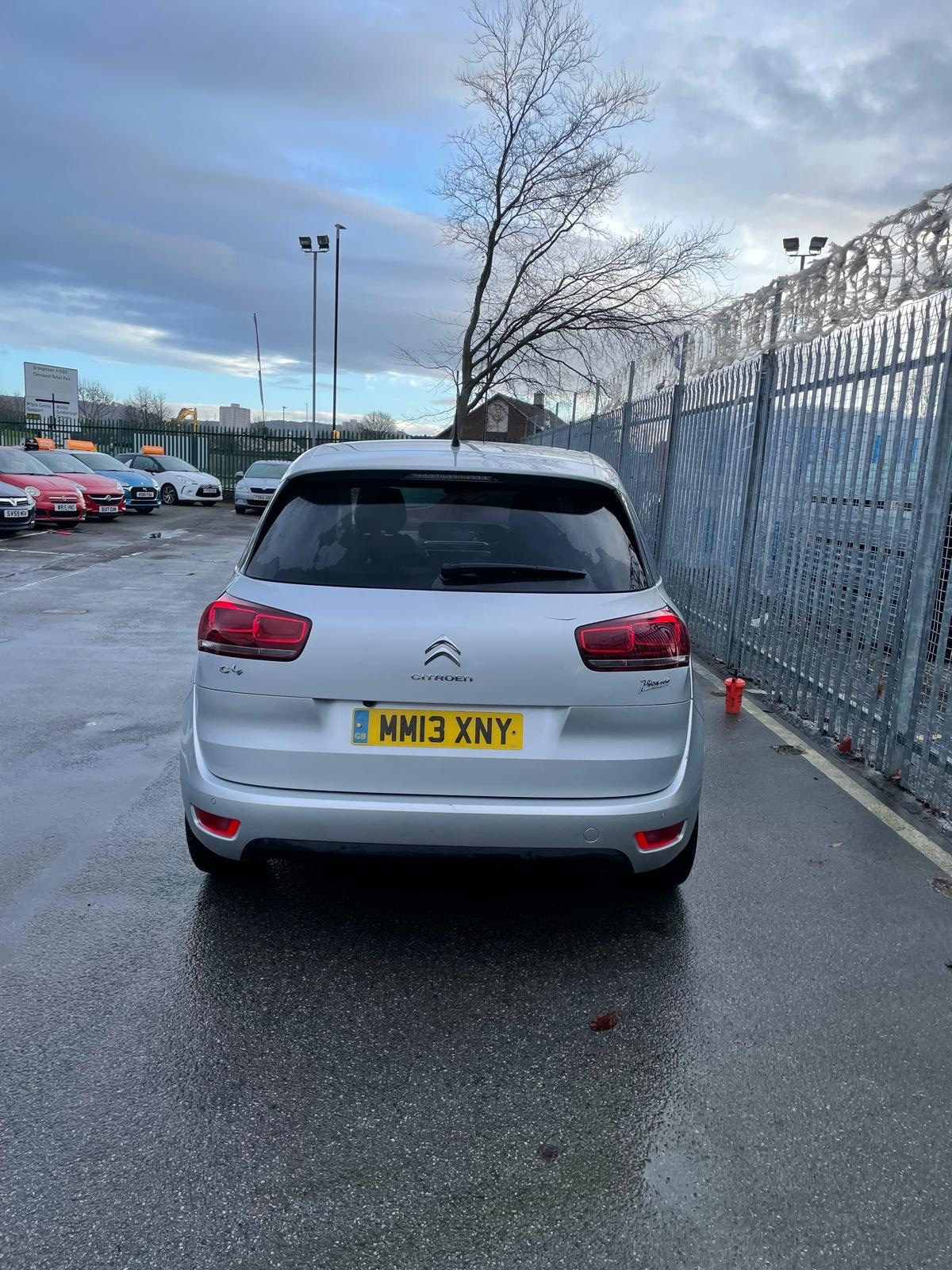 Used Citroen C4 Picasso 2013 for sale - 76557754: Photo 10