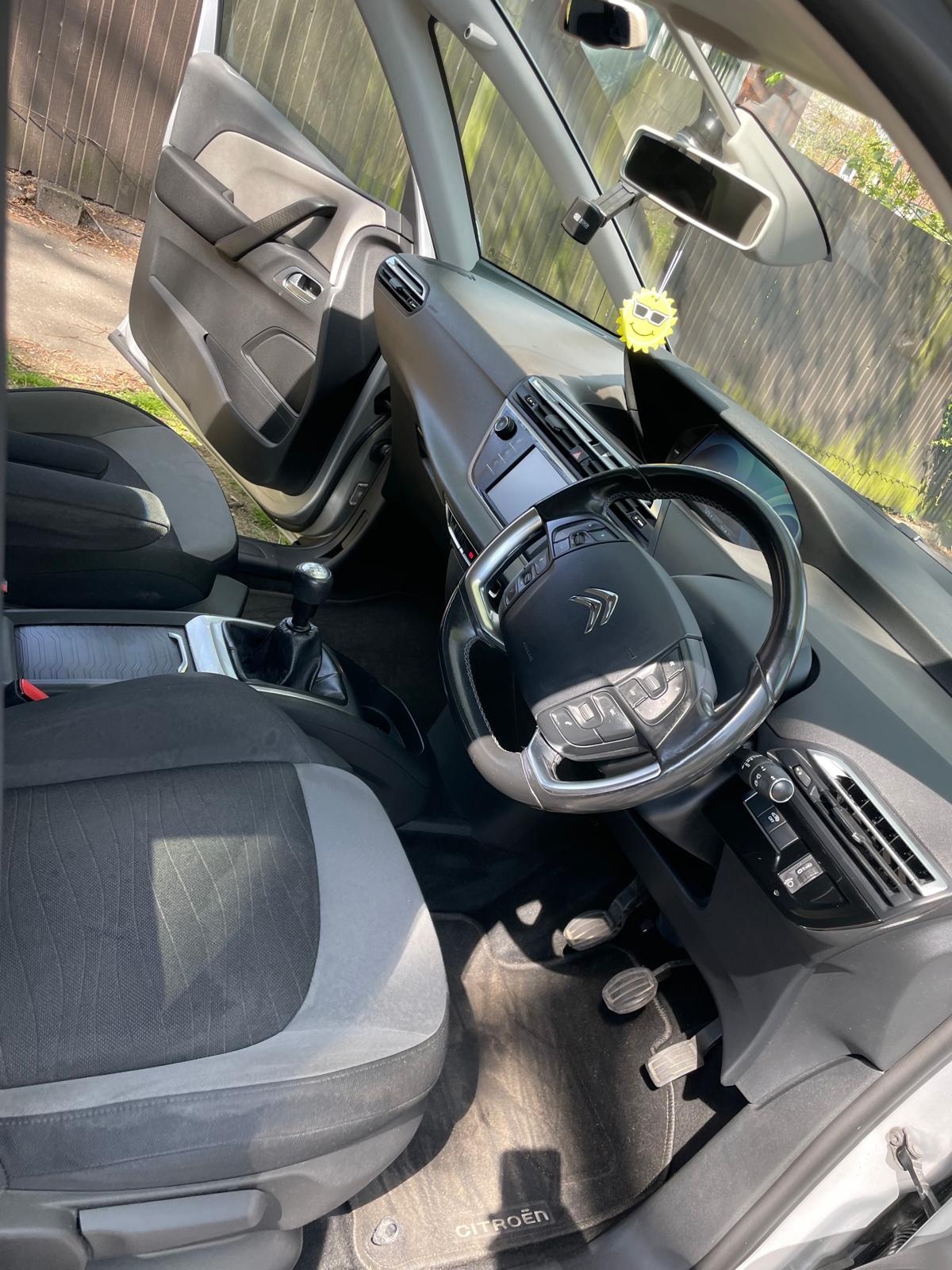 Used Citroen C4 Picasso 2013 for sale - 76557754: Photo 18