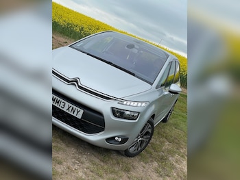 Used Citroen C4 Picasso 2013 for sale - 76557754: Photo