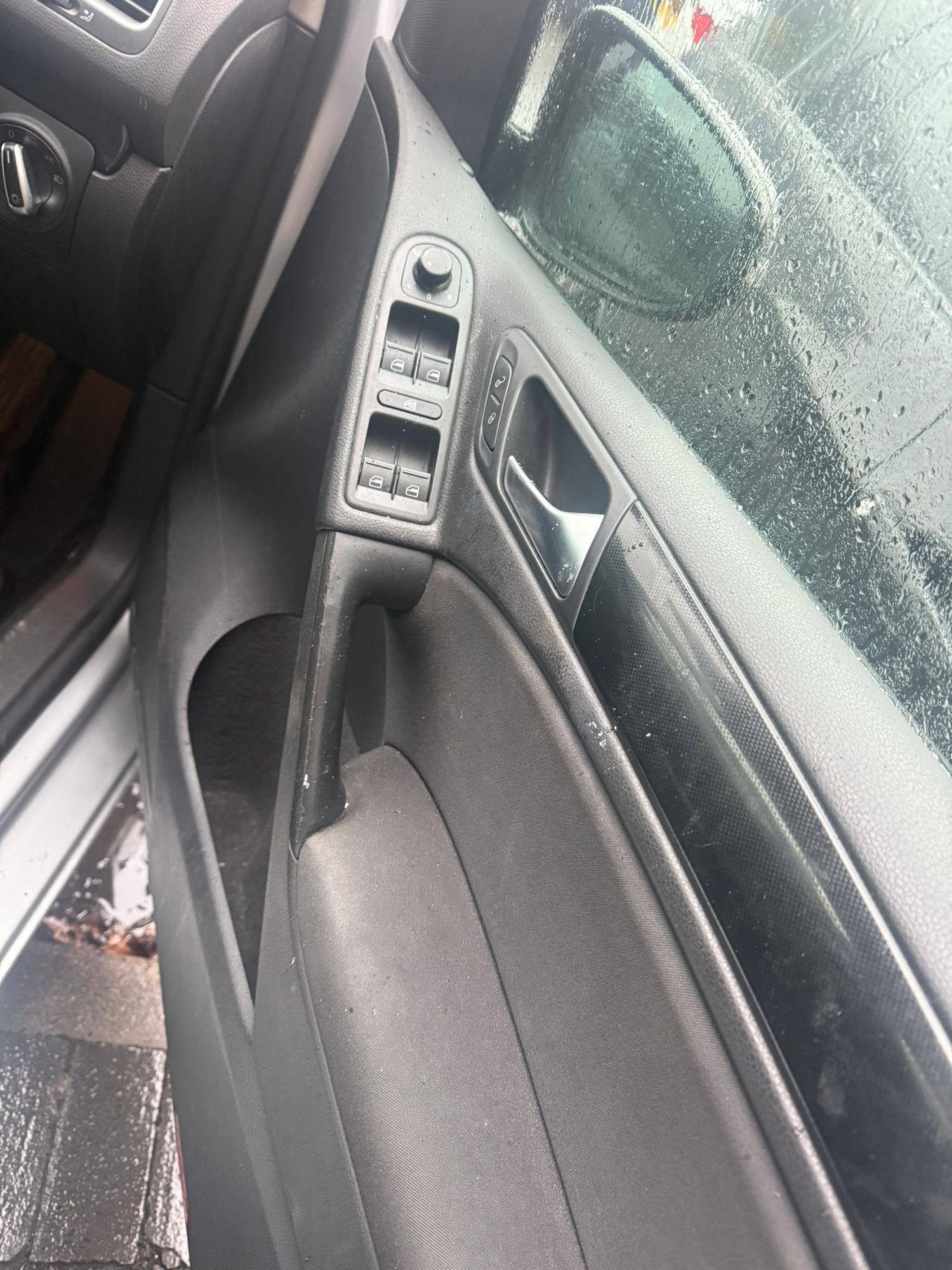 Used Volkswagen Golf 2012 for sale - 77460575: Photo 18