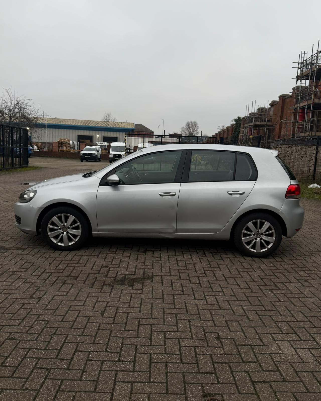 Used Volkswagen Golf 2012 for sale - 77460575: Photo 3