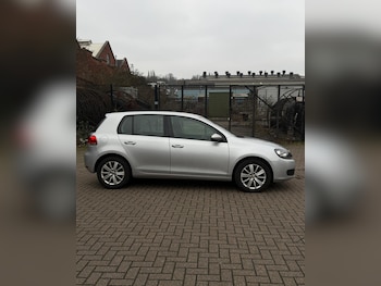 Used Volkswagen Golf 2012 for sale - 77460575: Photo