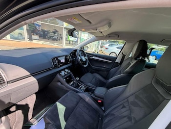 Used Skoda Karoq 2023 for sale - 79113732: Photo