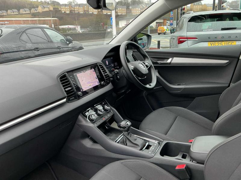 Used Skoda Karoq 2023 for sale - 77804462: Photo 2