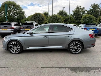 Used Skoda Superb 2019 for sale - 78849910: Photo
