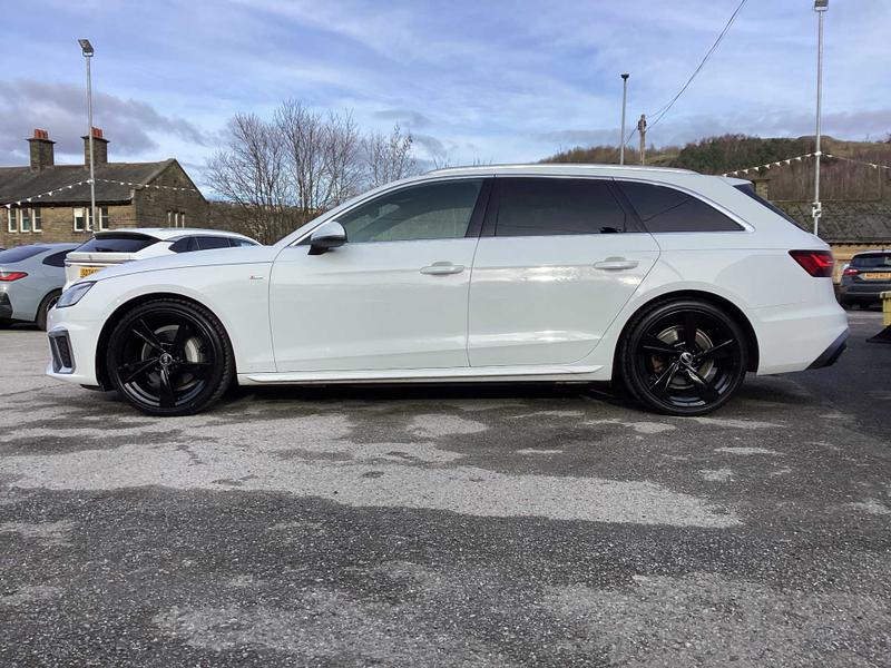 Used Audi A4 2022 for sale - 78001285: Photo 7