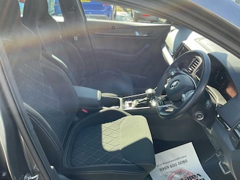 Used Skoda Karoq 2023 for sale - 78102405: Photo