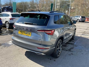 Used Skoda Karoq 2023 for sale - 78102405: Photo