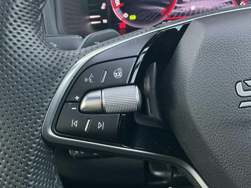 Used Skoda Karoq 2025 for sale - 76631258: Photo 24