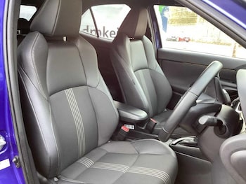 Used Toyota Yaris Cross 2022 for sale - 77367612: Photo