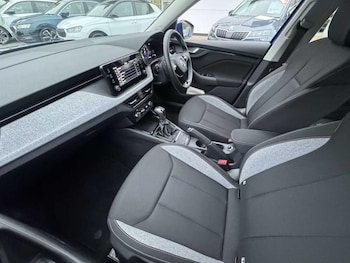 Used Skoda Kamiq 2024 for sale - 76154232: Photo