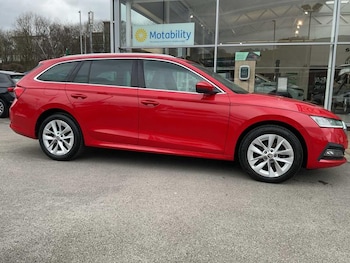 Used Skoda Octavia 2021 for sale - 77532678: Photo