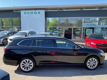 Used Skoda Superb 2025 for sale - 78286897: Photo