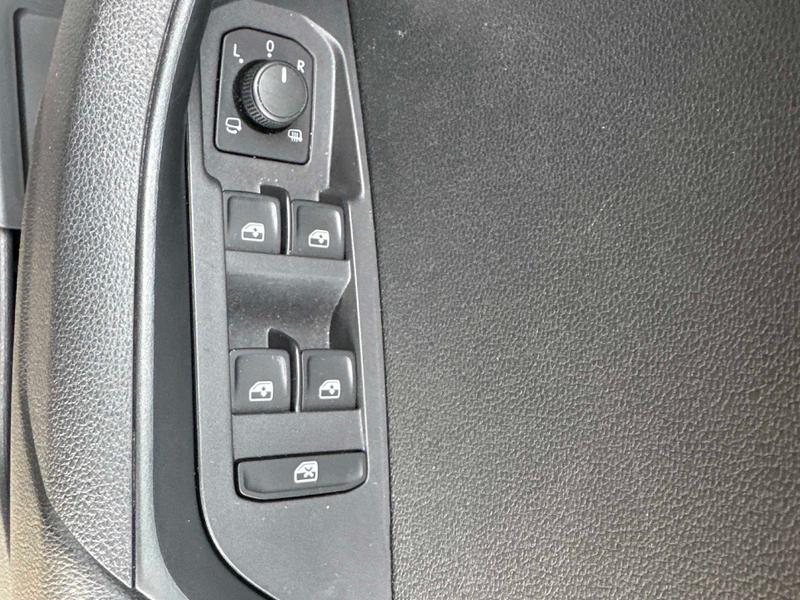 Used Skoda Karoq 2023 for sale - 77532673: Photo 19